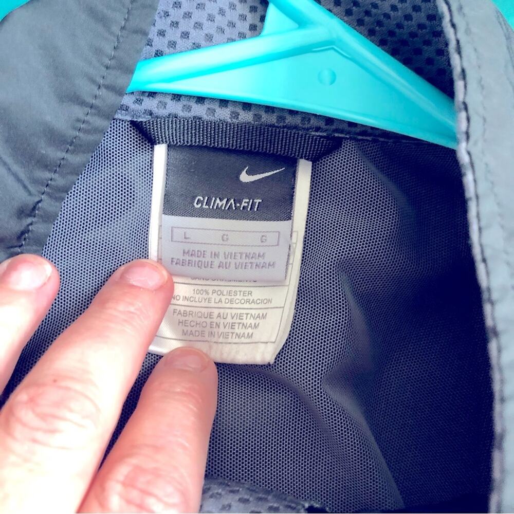 Nike climafit vented back athletic lightweight jacket large - Picture 9 of 10